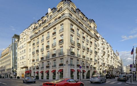 ル ブリストル パリ オトカー コレクション ホテル 年最新の料金比較 口コミ 宿泊予約 トラベルブック Travelbook