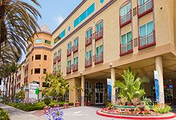 アナハイムのおすすめ高級ホテル10選 口コミ評判の高い宿をご紹介 おすすめ旅行を探すならトラベルブック Travelbook アナハイムのおすすめ高級ホテル10選 口コミ評判の高い宿をご紹介 おすすめ旅行を探すならトラベルブック Travelbook