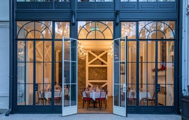 ヴィラ カメーリア シナヤ