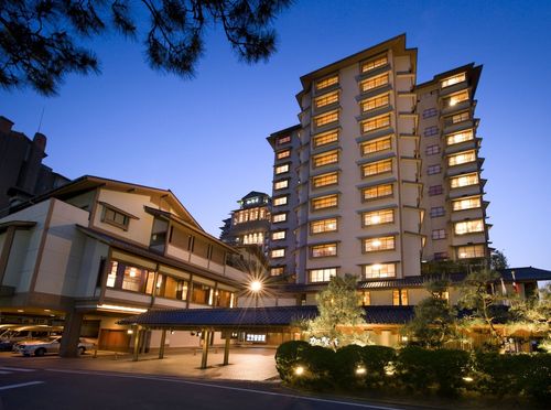 石川県で宿泊したいおすすめの高級旅館２０選 宿選びに役立つ温泉情報も おすすめ旅行を探すならトラベルブック Travelbook