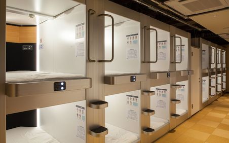 石川 金沢でおすすめのカプセルホテル 格安で駅近の人気ホテルを紹介 おすすめ旅行を探すならトラベルブック Travelbook 石川 金沢でおすすめのカプセルホテル 格安で駅近の人気ホテルを紹介 おすすめ旅行を探すならトラベルブック Travelbook