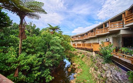 竹富島の人気ホテル 旅館ランキング選 沖縄の離島に宿泊しよう おすすめ旅行を探すならトラベルブック Travelbook 竹富島の人気ホテル 旅館ランキング選 沖縄の離島に宿泊しよう おすすめ旅行を探すならトラベルブック Travelbook