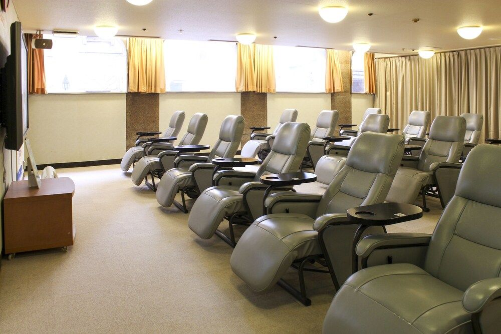 ニュージャパンカプセルホテル カバーナ店 男性専用 21年最新の料金比較 口コミ 宿泊予約 トラベルブック Travelbook