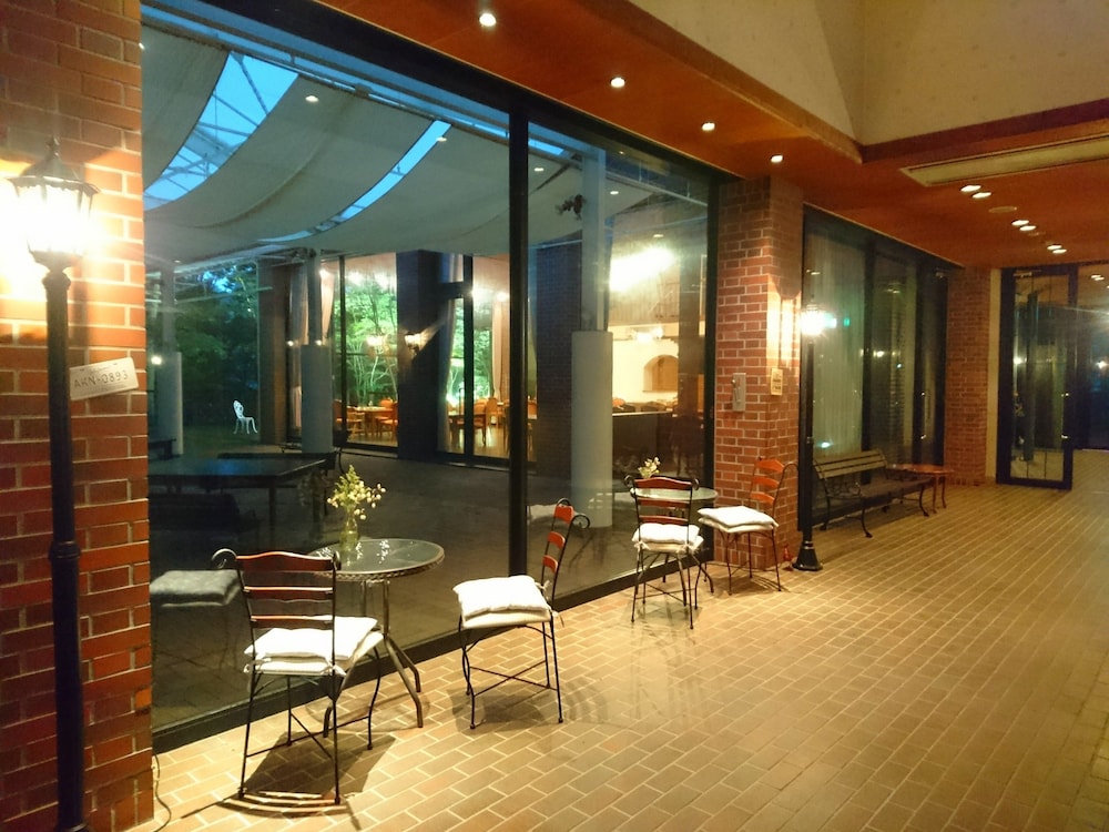 ホテル バーモラル軽井沢 旧 ホテルバーモラル浅間ヶ丘 22年最新の料金比較 口コミ 宿泊予約 トラベルブック Travelbook