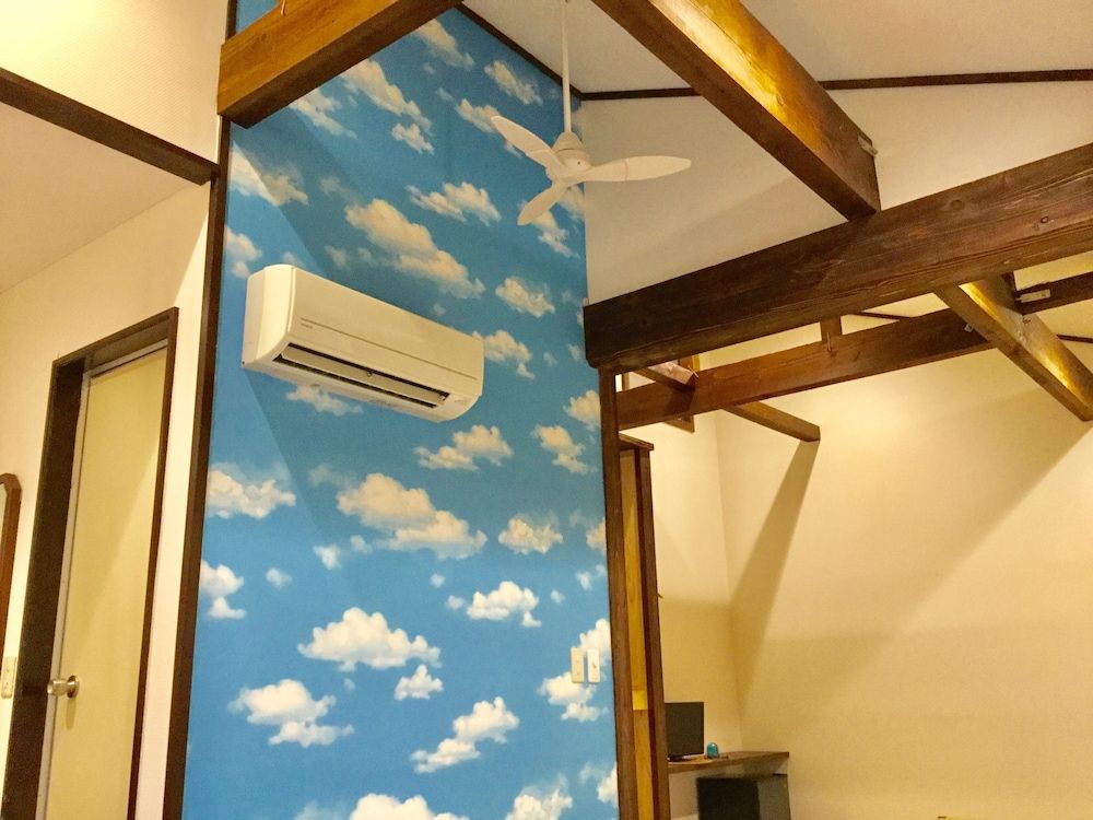 ファミリーペンション アースルーフ 22年最新の料金比較 口コミ 宿泊予約 トラベルブック Travelbook