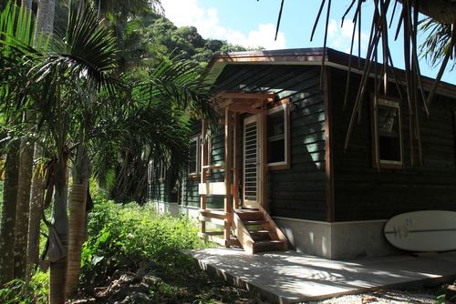 東京 小笠原諸島で宿泊したいおすすめの旅館を紹介 気軽に泊まれるリーズナブルな宿から高級旅館まで おすすめ旅行を探すならトラベルブック Travelbook
