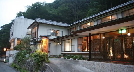 四万の旅館 贅沢な宿泊を堪能できる口コミ評価の高い人気宿をご紹介 おすすめ旅行を探すならトラベルブック travelbook