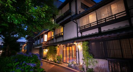 京都温泉旅行でおすすめ旅館25選 カップルでも女子旅でも使える人気宿をご紹介 おすすめ旅行を探すならトラベルブック女子旅 京都温泉旅行でおすすめ旅館25選 カップルでも女子旅でも使える人気宿をご紹介 おすすめ旅行を探すならトラベルブック女子旅