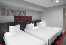 新宿周辺のカプセルホテル8選 女性人気が高い格安宿もご紹介 おすすめ旅行を探すならトラベルブック Travelbook 新宿周辺のカプセルホテル8選 女性人気が高い格安宿もご紹介 おすすめ旅行を探すならトラベルブック Travelbook