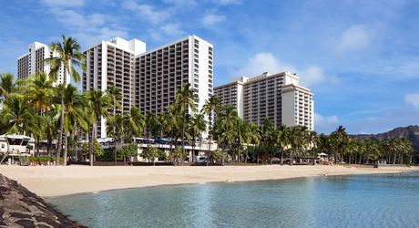 ハワイ ホノルルのおすすめ高級ホテルランキング 口コミ評判の高い宿をご紹介 おすすめ旅行を探すならトラベルブック Travelbook ハワイ ホノルルのおすすめ高級ホテルランキング 口コミ評判の高い宿をご紹介 おすすめ旅行を探すならトラベルブック Travelbook