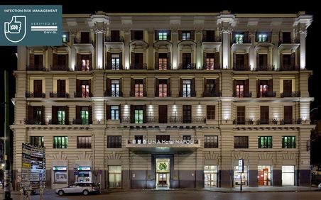 ナポリのおすすめ人気ホテル選 空港近くの便利宿もご紹介 おすすめ旅行を探すならトラベルブック Travelbook ナポリのおすすめ人気ホテル選 空港近くの便利宿もご紹介 おすすめ旅行を探すならトラベルブック Travelbook