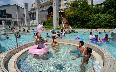 那須のおすすめ子供連れホテル10選 プール付きの人気宿もご紹介 子育て情報を探すならトラベルブックファミリー 那須のおすすめ子供連れホテル10選 プール付きの人気宿もご紹介 子育て情報を探すならトラベルブックファミリー